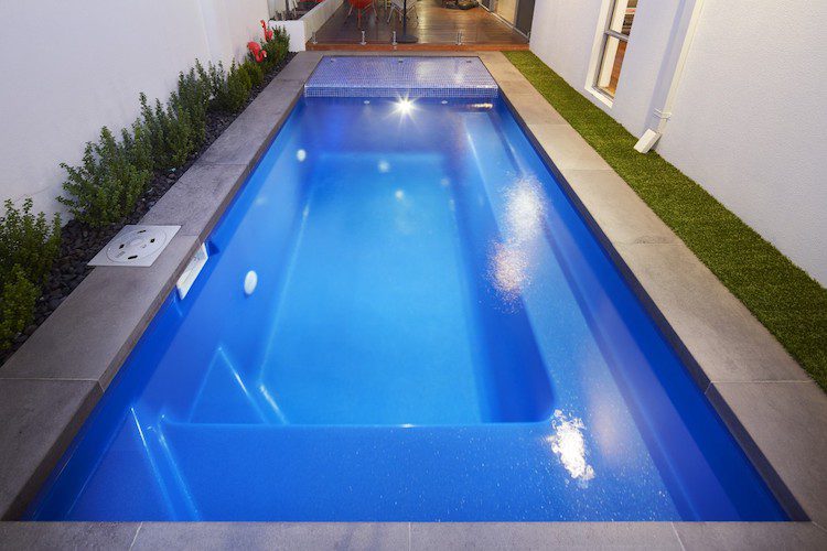 4.2mx1.6m-billabong-slimline-plunge-pool-1.jpg