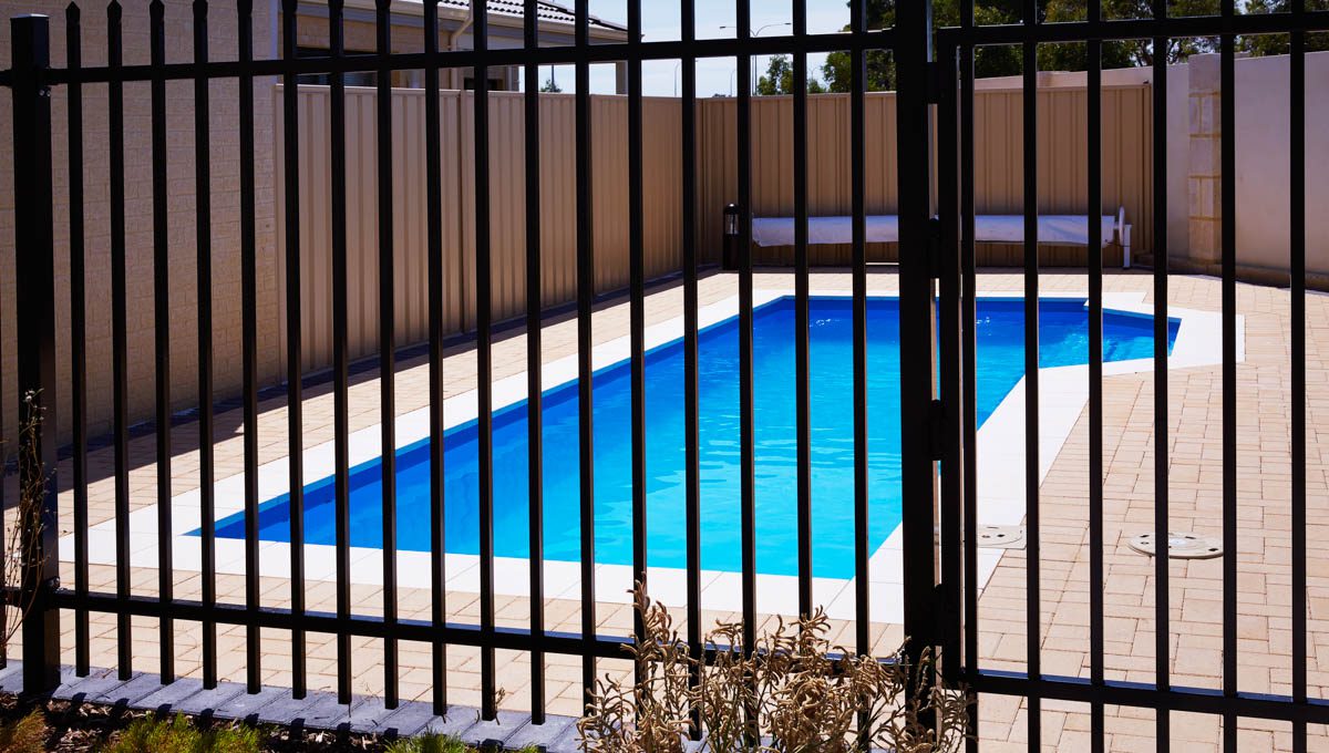 lap-pool-8.3m-3.5m-pacific-shimmer-canning-vale-galleryimage-10.jpg