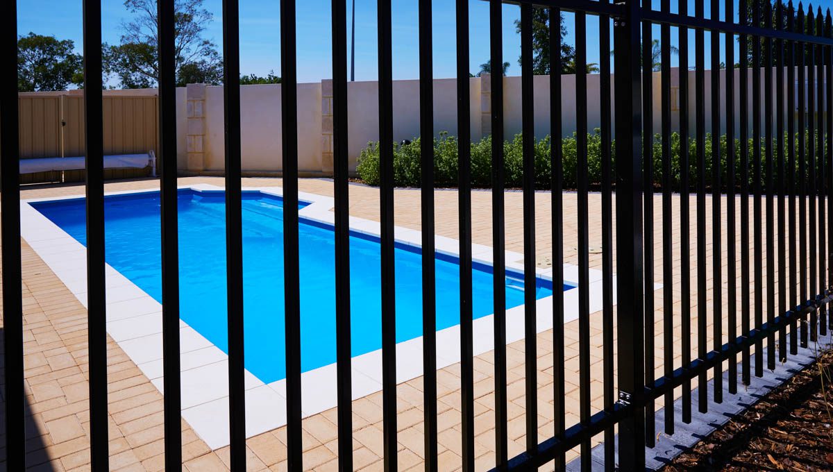 lap-pool-8.3m-3.5m-pacific-shimmer-canning-vale-galleryimage-13.jpg