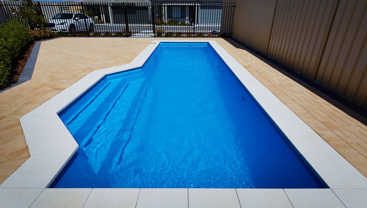 lap-pool-8.3m-3.5m-pacific-shimmer-canning-vale-galleryimage-4.jpg