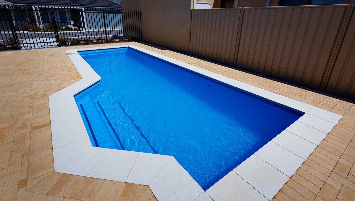 lap-pool-8.3m-3.5m-pacific-shimmer-canning-vale-galleryimage.jpg
